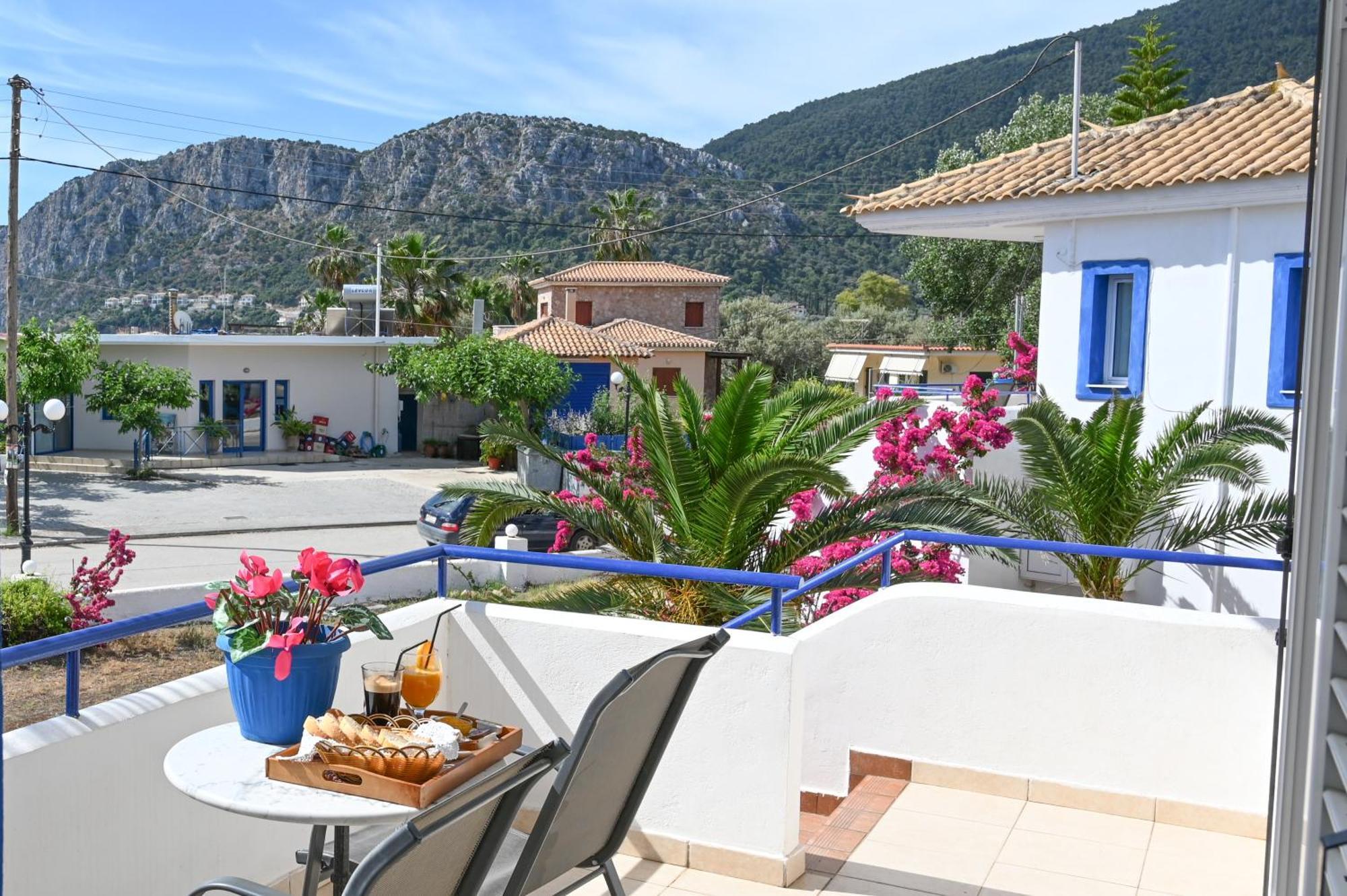 Hotel Avra Nea Epidavros Exteriér fotografie