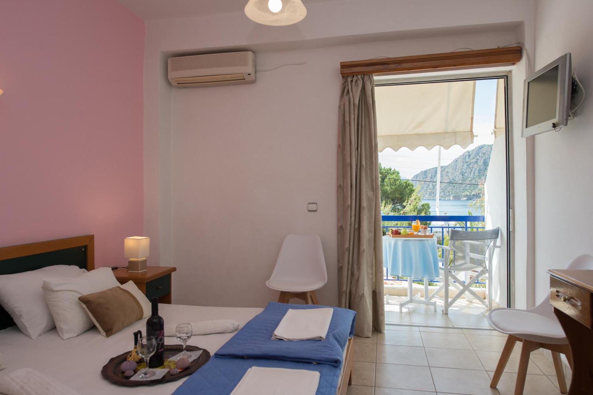 Hotel Avra Nea Epidavros Exteriér fotografie